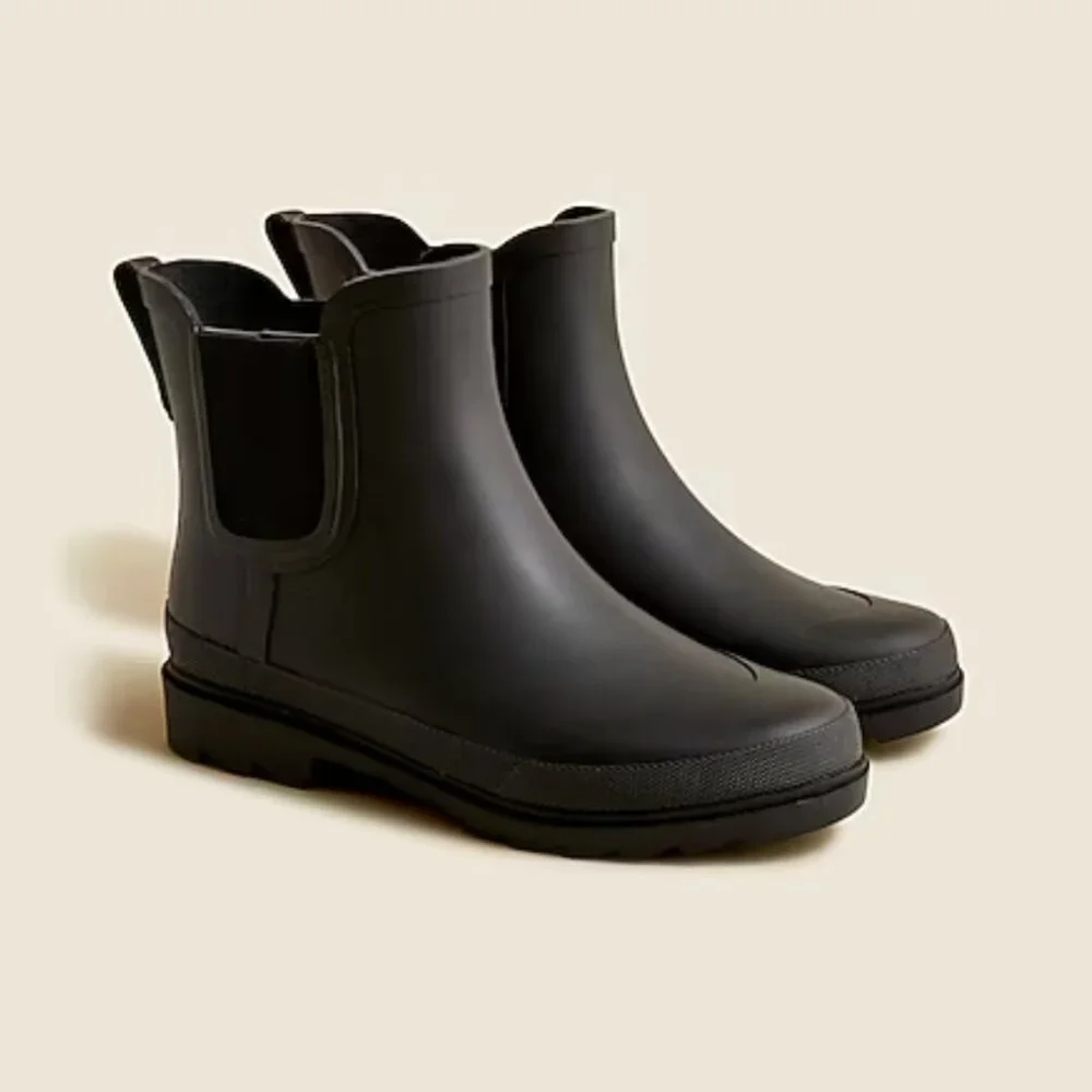 NWT J.Crew Black Lug Sole Rain Boots Waterproof Pull On Size 10